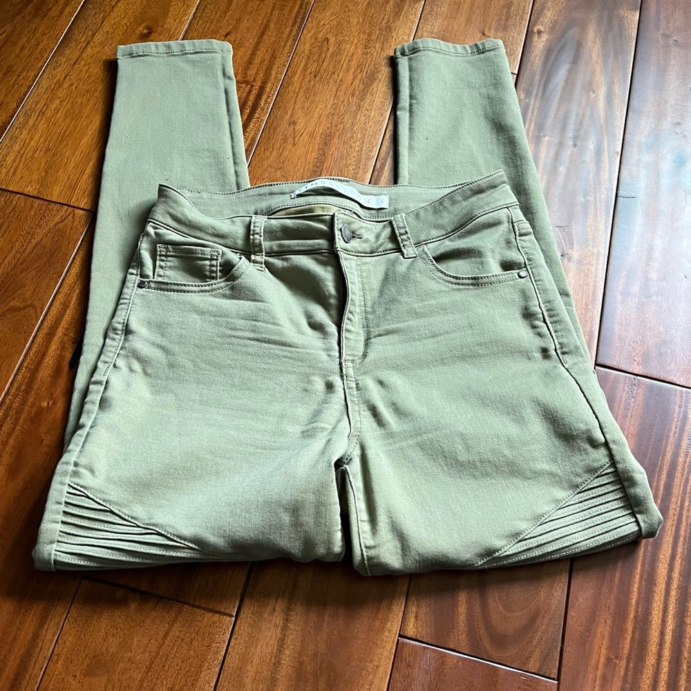 WOMENS JEANS SZ 9